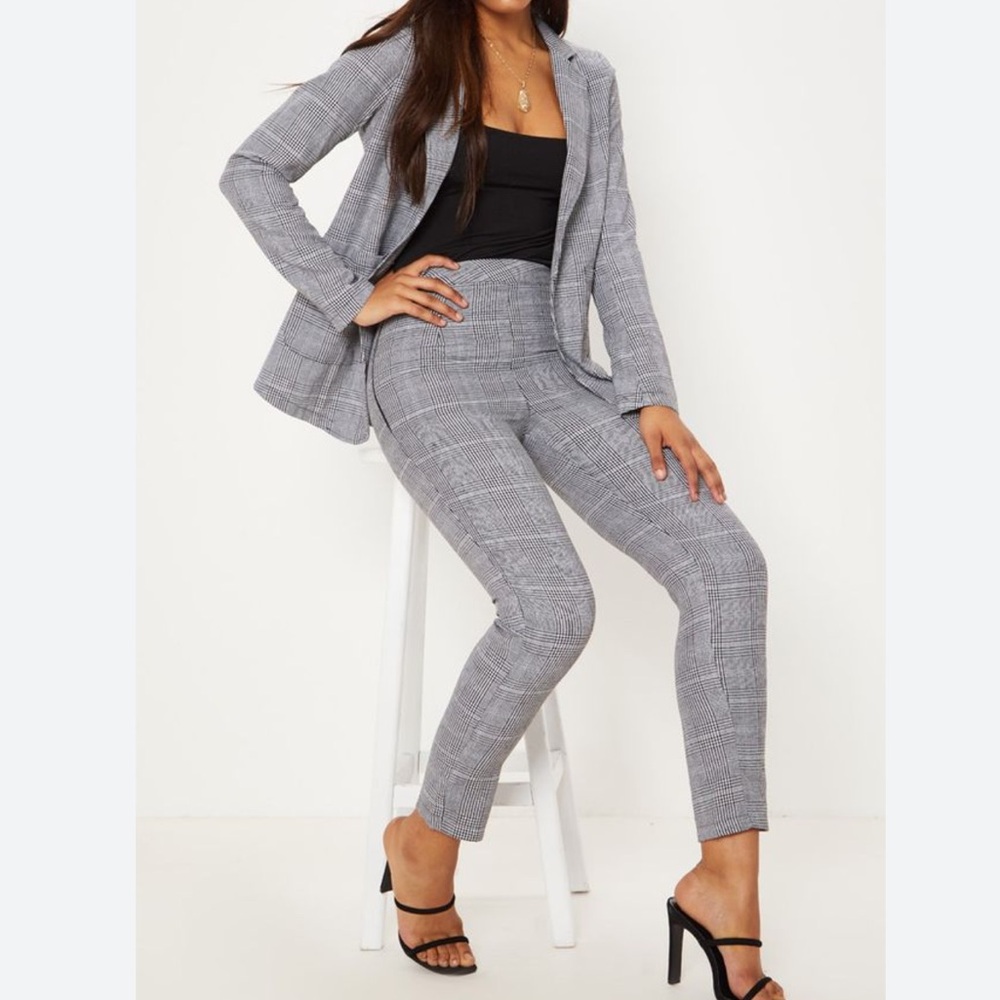 Pretty Little Thing Checkered Pants